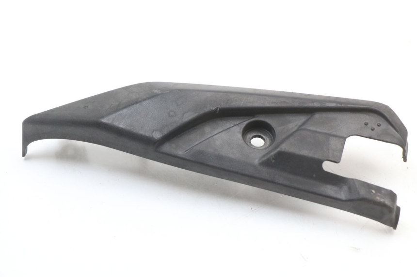 photo de CACHE CHASSIS LATERAL DROIT HONDA SH ABS 125 (2012 - 2017) - Détail de la pièce