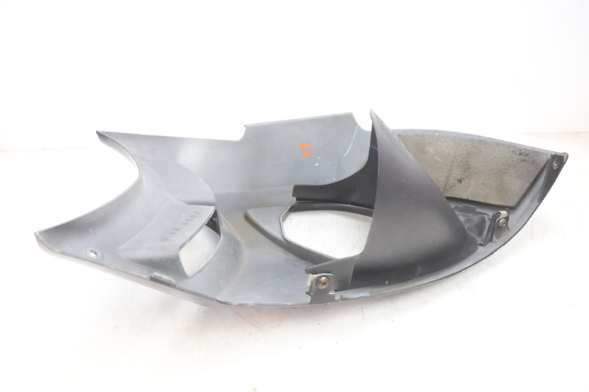 photo de CACHE CHASSIS LATERAL DROIT CAN-AM SPYDER RS 1000 (2008 - 2012) - Gros plan technique