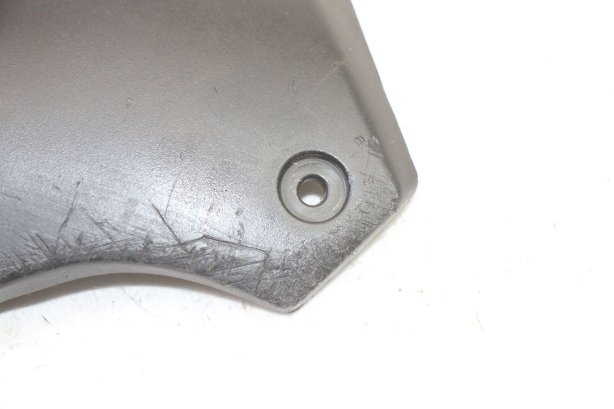 photo de CACHE CHASSIS LATERAL DROIT PEUGEOT STREETZONE I 2T 50 (2018 - 2020) - Autre angle de vue