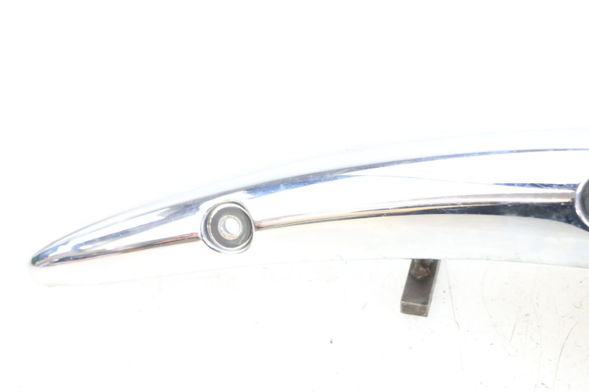 photo de Right side lateral frame cover SUZUKI VL INTRUDER 125 (2004 - 2007) - Pièce contrôlée