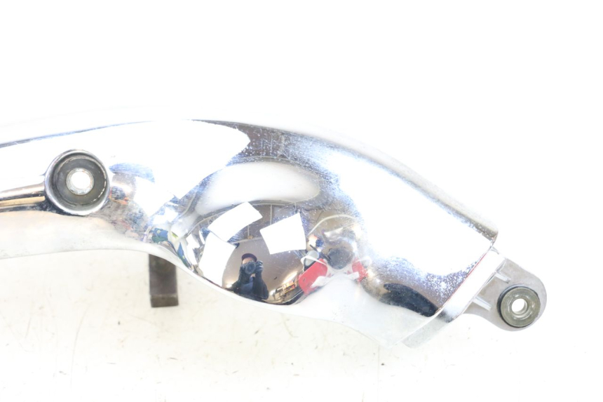 photo de Right side lateral frame cover SUZUKI VL INTRUDER 125 (2004 - 2007) - Marquages et références