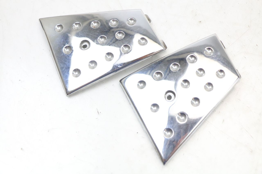 photo de CACHE CHASSIS LATERAL DROIT PIAGGIO XEVO - X EVO 125 (2007 - 2017) - Vue principale