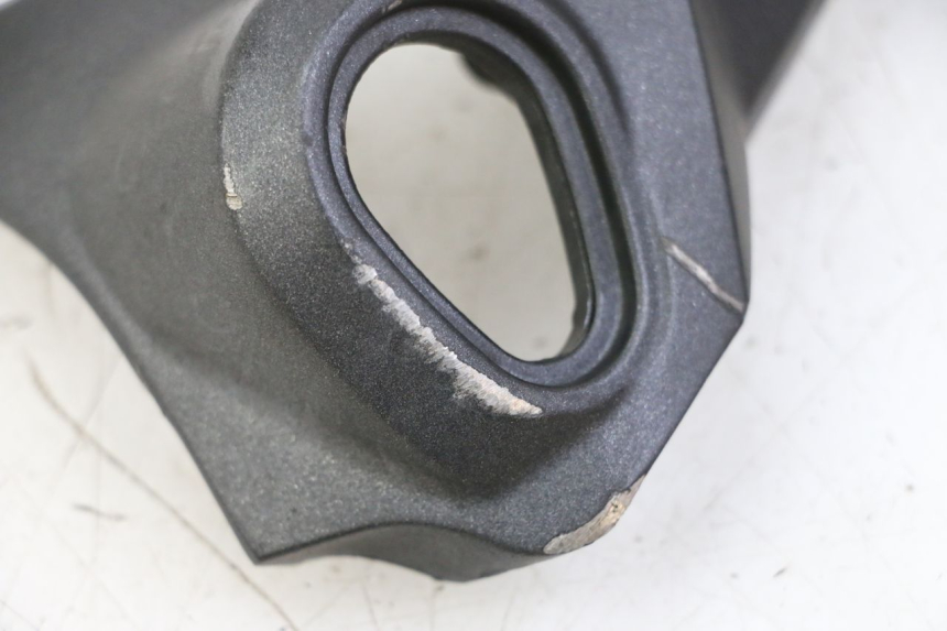 photo de CACHE CHASSIS LATERAL DROIT YAMAHA FZ6 FAZER S2 600 (2007 - 2011) - Détail de la pièce