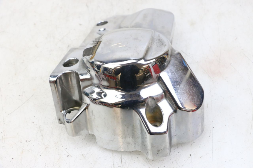 photo de CACHE CHASSIS LATERAL DROIT YAMAHA XVS DRAG STAR DRAGSTAR 650 (1997 - 2007) - Points de fixation