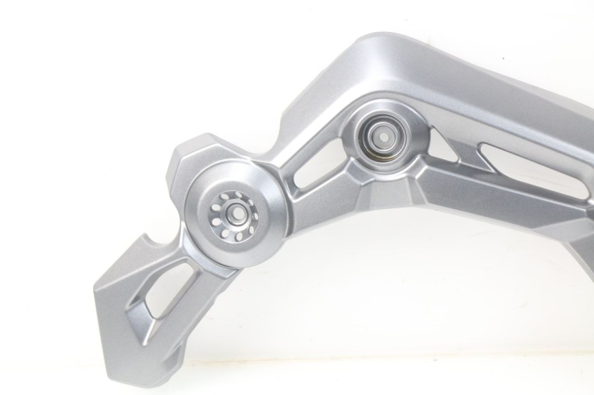 photo de CACHE CHASSIS LATERAL DROIT KAWASAKI Z Z900 900 (2017 - 2019) - Vue d’ensemble