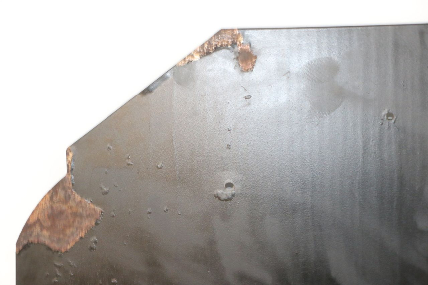 photo de CACHE CHASSIS LATERAL EBROH BRAVO GLE 1 (2020 - 2024) - Zoom état d’usage