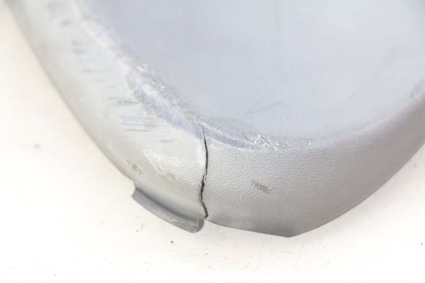 photo de CACHE CHASSIS LATERAL PIAGGIO FLY 100 (2006 - 2010) - Autre angle de vue