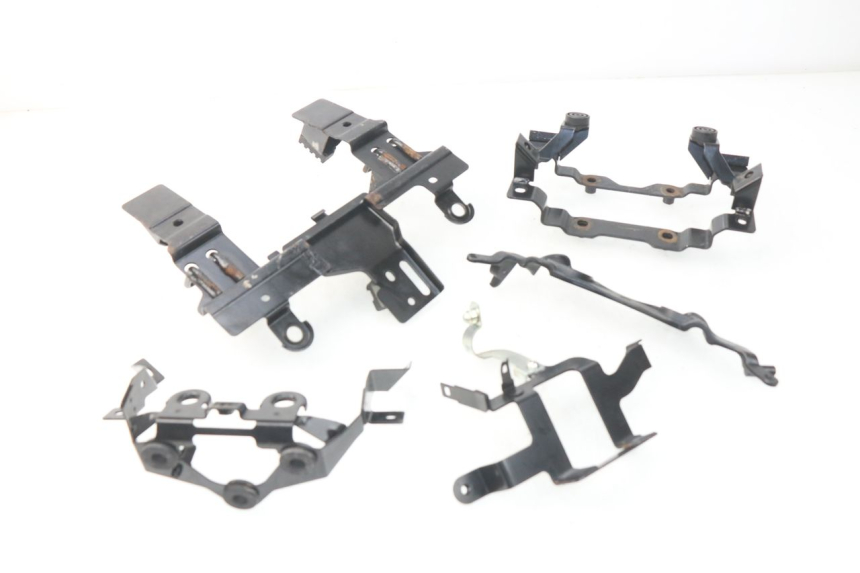 photo de CACHE CHASSIS LATERAL YAMAHA FZ8 800 (2010 - 2016) - Détail de la pièce