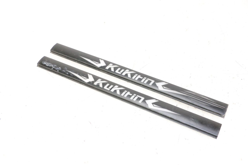 photo de CACHE CHASSIS LATERAL KUKIRIN G2 MASTER 1 - Zoom composants