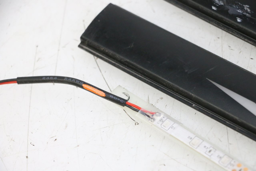 photo de CACHE CHASSIS LATERAL KUKIRIN G2 MASTER 1 - Gros plan technique