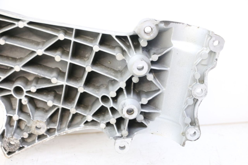 photo de CACHE CHASSIS LATERAL GAUCHE APRILIA RS 50 (1999 - 2005) - État de surface