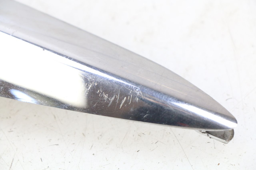 photo de CACHE CHASSIS LATERAL GAUCHE PIAGGIO LIBERTY IGET S 125 (2016 - 2020) - Autre angle de vue