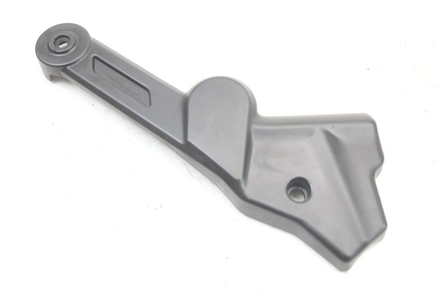 photo de CACHE CHASSIS LATERAL GAUCHE MASAI SCRAMBLER SPORT 125 (2021 - 2025) - Zoom état d’usage