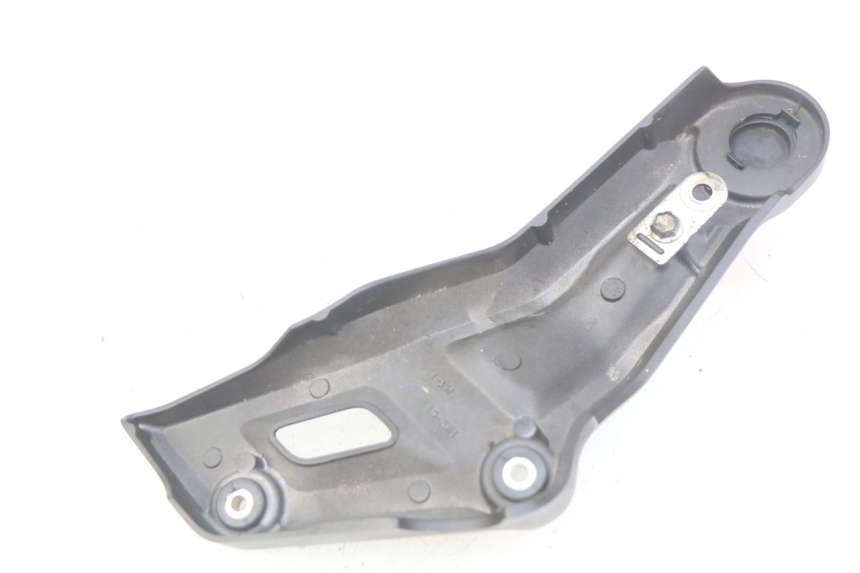 photo de CACHE CHASSIS LATERAL GAUCHE YAMAHA MT-07 MT07 700 (2018 - 2020) - Zoom état d’usage