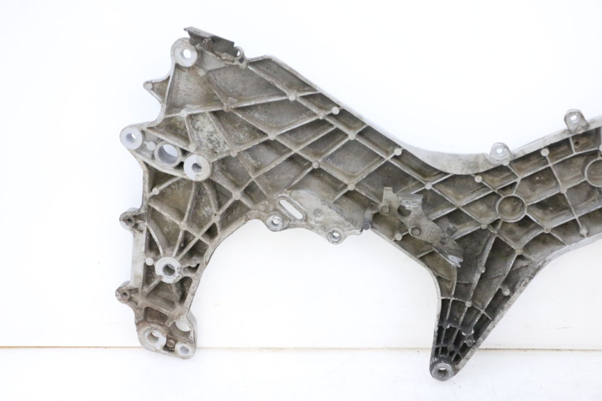 photo de CACHE CHASSIS LATERAL GAUCHE HONDA NSR R 125 (1994 - 2003) - Détail de la pièce