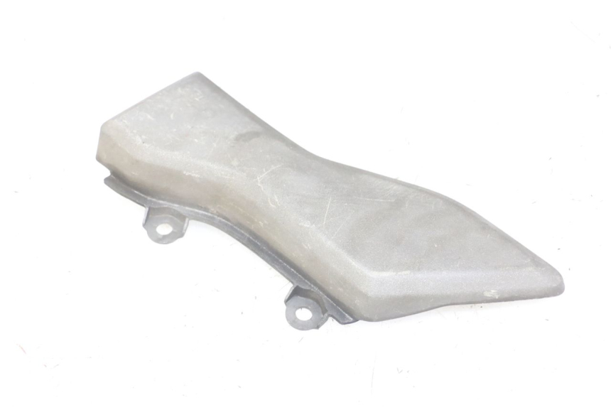 photo de CACHE CHASSIS LATERAL GAUCHE HONDA NTV DEAUVILLE ABS 700 (2007 - 2016) - Détail de la pièce