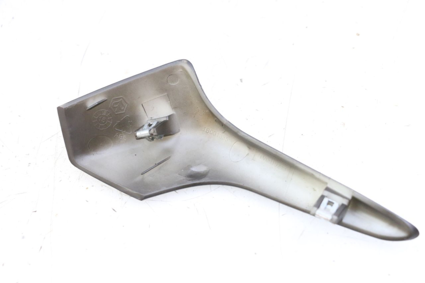 photo de CACHE CHASSIS LATERAL GAUCHE PIAGGIO LIBERTY IGET 4T 50 (2021 - 2025) - Autre angle de vue