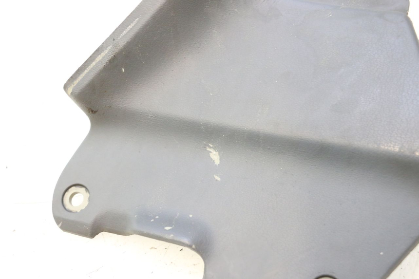 photo de CACHE CHASSIS LATERAL GAUCHE HONDA ST PAN EUROPEAN 1100 (1990 - 2002) - Autre angle de vue