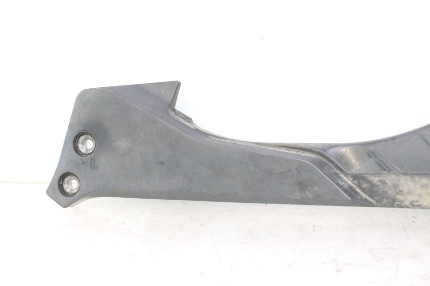 photo de CACHE CHASSIS LATERAL GAUCHE HUSABERG TE 250 (2011 - 2014) - Zoom état d’usage