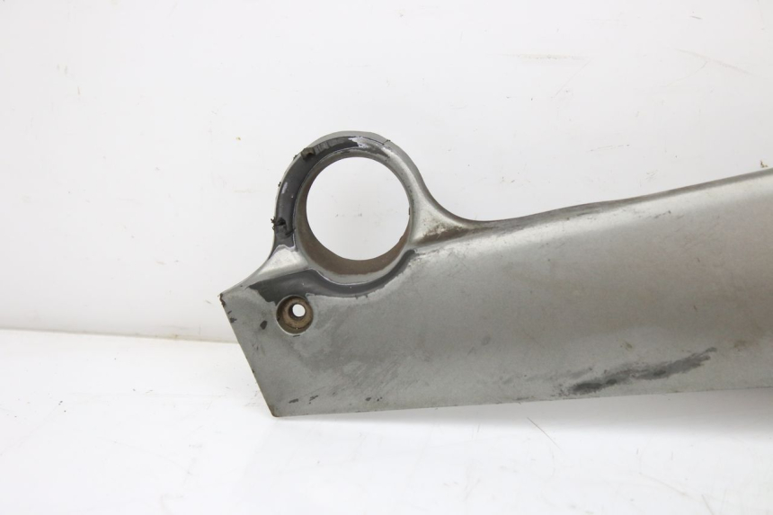 photo de CACHE CHASSIS LATERAL GAUCHE KEEWAY TX 50 (2008 - 2015) - Détail de la pièce