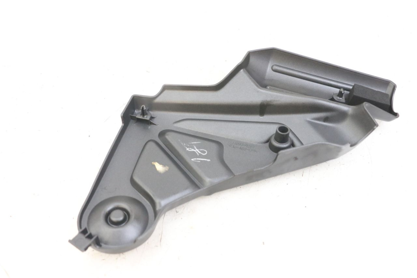 photo de CACHE CHASSIS LATERAL GAUCHE KAWASAKI VERSYS ABS 650 (2015 - 2018) - Autre angle de vue