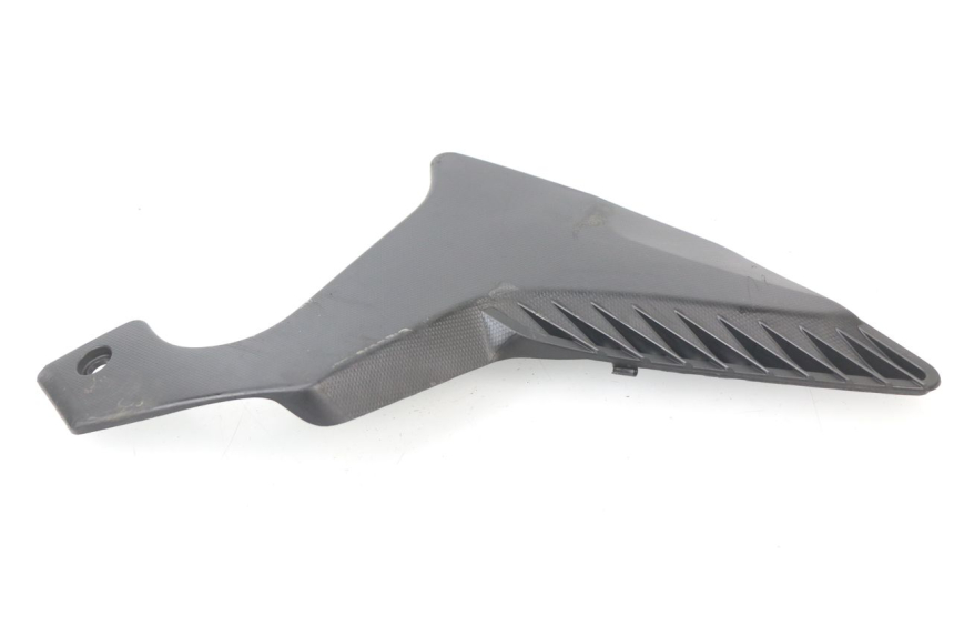 photo de CACHE CHASSIS LATERAL GAUCHE HONDA VFR F 1200 (2010 - 2015) - Autre angle de vue