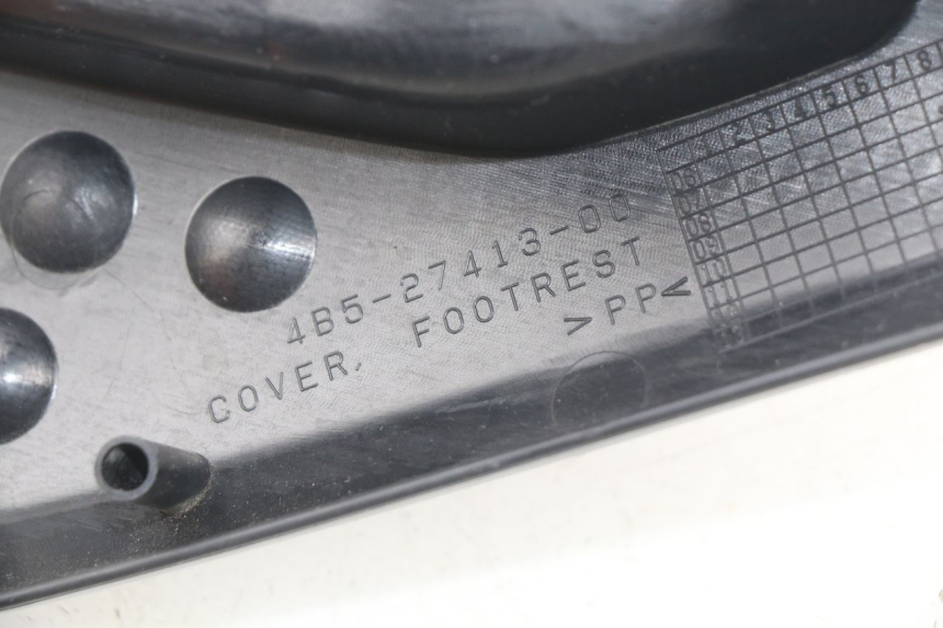 photo de CACHE CHASSIS LATERAL GAUCHE YAMAHA XP T-MAX TMAX 500 (2008 - 2012) - Détail de la pièce