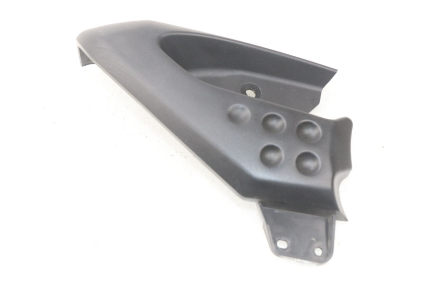 photo de CACHE CHASSIS LATERAL GAUCHE YAMAHA XP T-MAX TMAX 500 (2008 - 2012) - Autre angle de vue