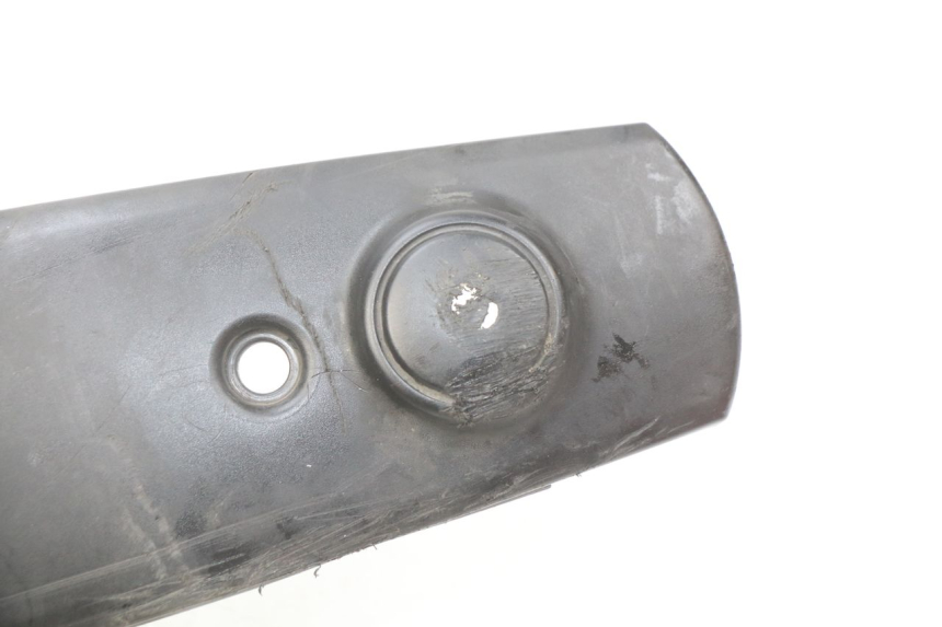 photo de CACHE CHASSIS LATERAL GAUCHE YAMAHA XP T-MAX TMAX 500 (2004 - 2007) - Zoom état d’usage