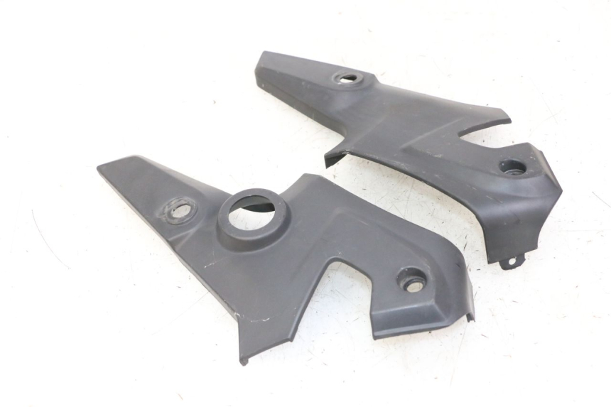 photo de CACHE CHASSIS LATERAL KEEWAY K-LIGHT KLIGHT 125 (2018 - 2025) - Zoom état d’usage