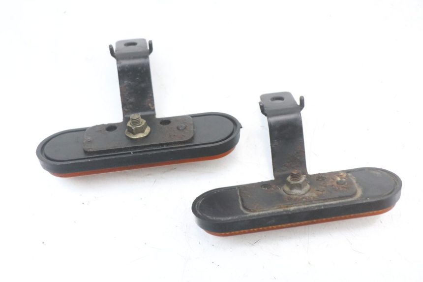 photo de CACHE CHASSIS LATERAL KYMCO K-PW K-PIPE 50 (2012 - 2017) - Zoom état d’usage