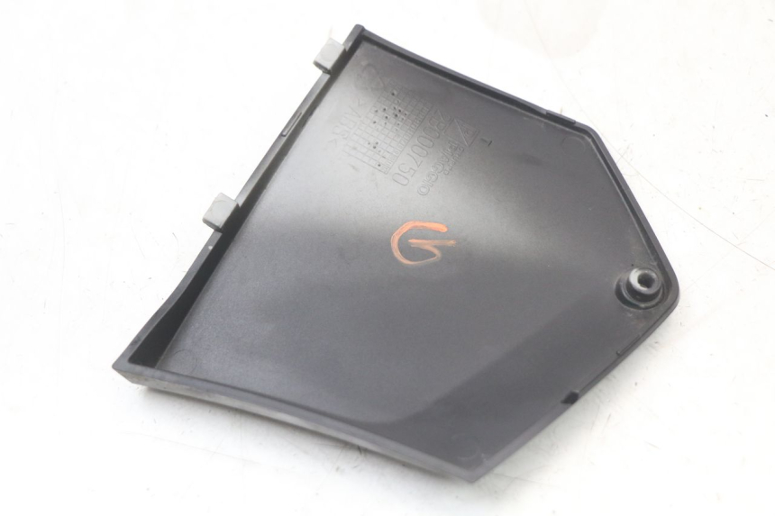 photo de CACHE CHASSIS LATERAL PIAGGIO MP3 HPE 350 (2018 - 2020) - Pièce contrôlée