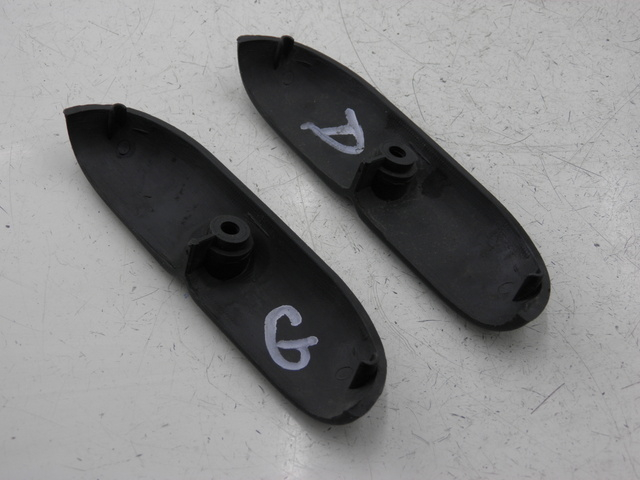 photo de CACHE CHASSIS LATERAL PIAGGIO SUPER LX 125 (2000 - 2003) - Détail de la pièce