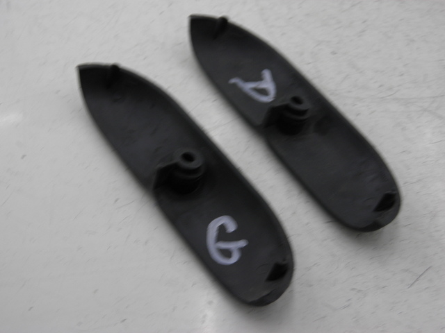 photo de CACHE CHASSIS LATERAL PIAGGIO SUPER LX 125 (2000 - 2003) - Zoom état d’usage