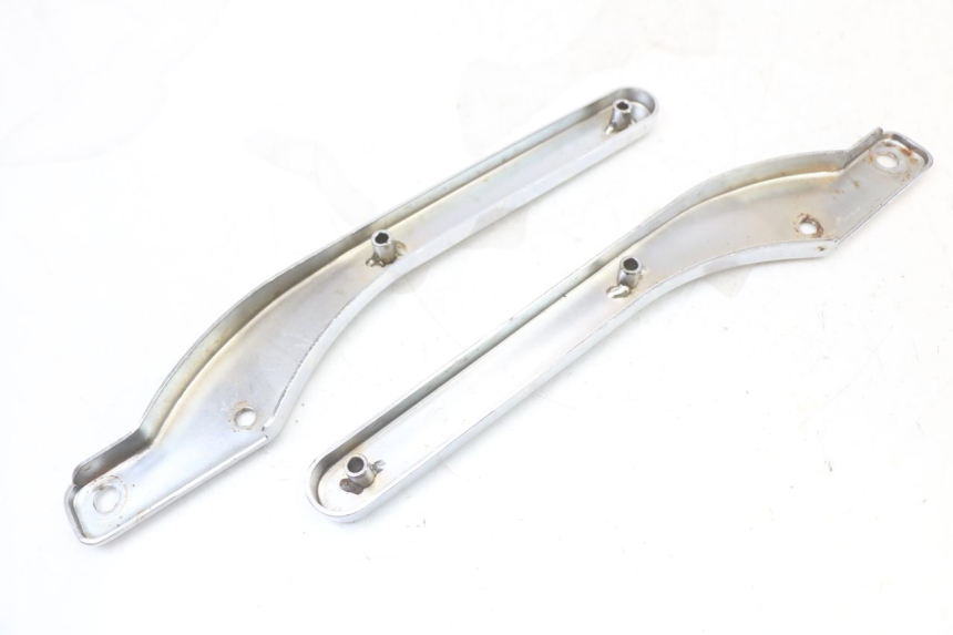 photo de CACHE CHASSIS LATERAL REGAL RAPTOR RAXTER 2 125 (2007 - 2015) - Autre angle de vue