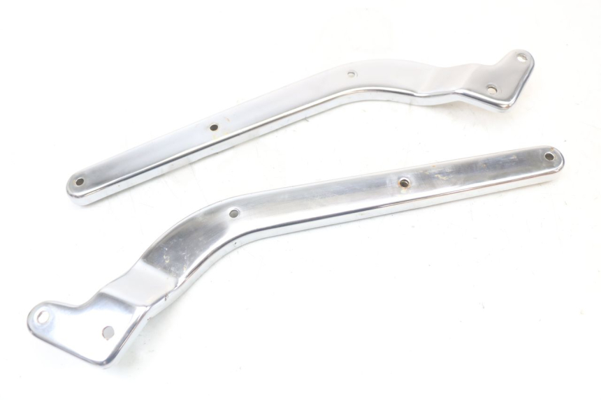 photo de CACHE CHASSIS LATERAL REGAL RAPTOR SPYDER 125 (2010 - 2018) - Vue principale