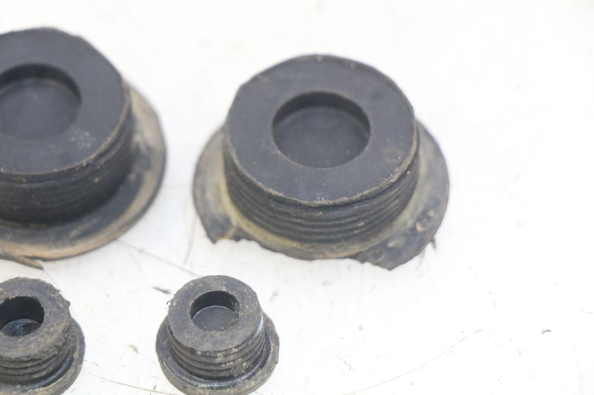 photo de CACHE CHASSIS LATERAL APOLLO RFZ 150 - Détail de la pièce