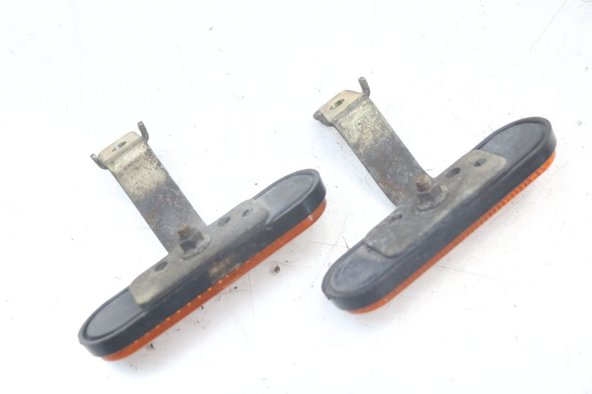 photo de CACHE CHASSIS LATERAL KYMCO SUPER 8 125 (2008 - 2015) - Autre angle de vue