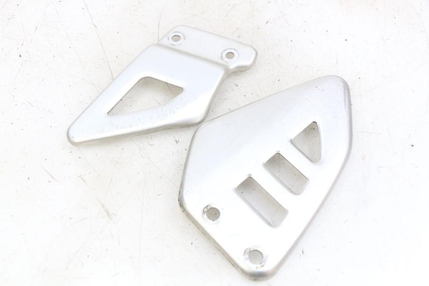 photo de CACHE CHASSIS LATERAL SUZUKI SV N 650 (1999 - 2002) - Vue principale