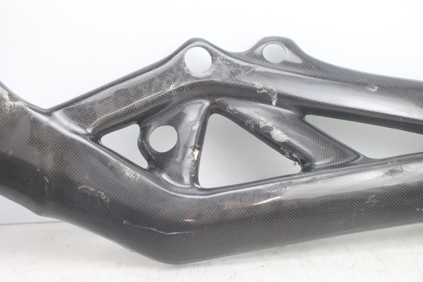 photo de CACHE CHASSIS LATERAL SUZUKI SV S 650 (2003 - 2009) - Zoom composants