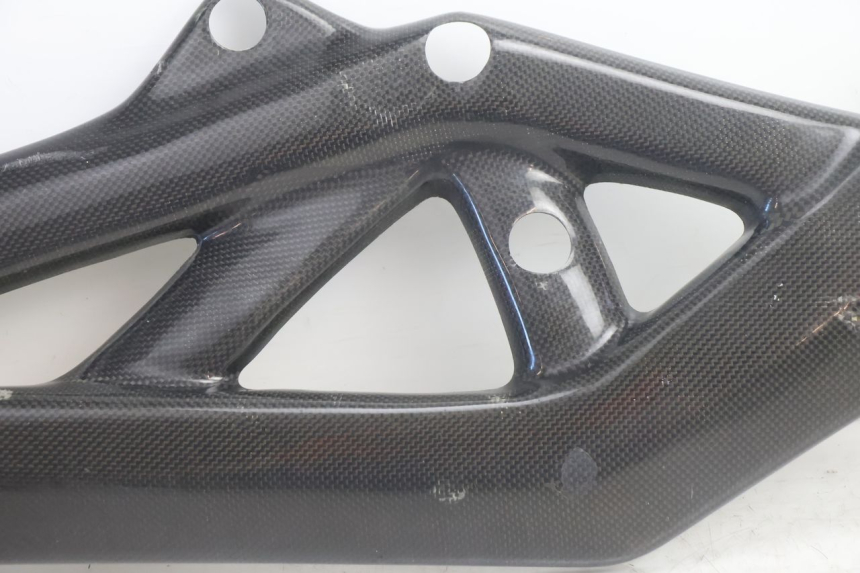 photo de CACHE CHASSIS LATERAL SUZUKI SV S 650 (2003 - 2009) - Autre angle de vue
