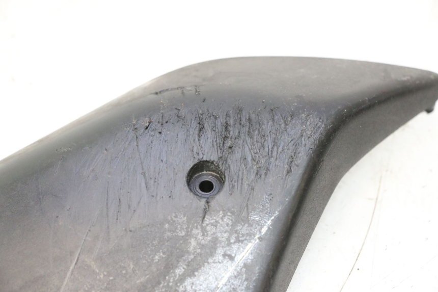 photo de CACHE CHASSIS LATERAL PEUGEOT TREKKER 50 (1995 - 2004) - Marquages et références