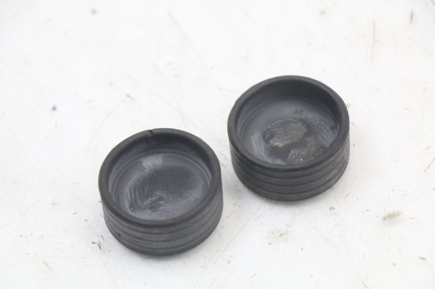 photo de CACHE CHASSIS LATERAL VENT DERAPAGE 50 (2018 - 2023) - Zoom état d’usage