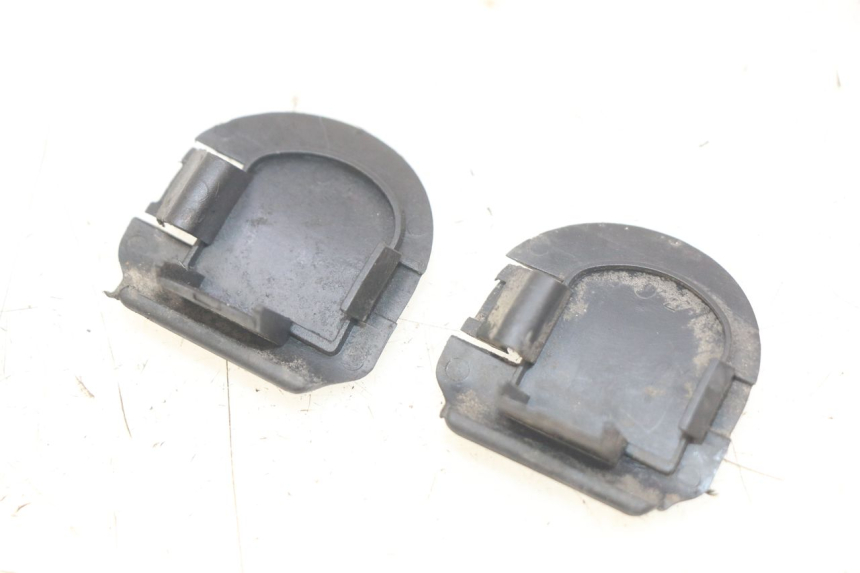 photo de CACHE CHASSIS LATERAL PIAGGIO VESPA LXV 125 (2006 - 2009) - Détail de la pièce