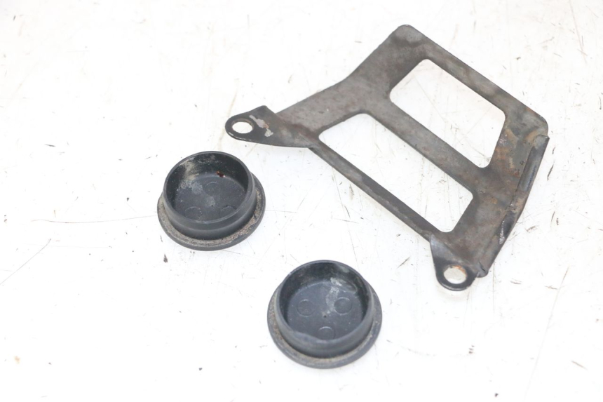 photo de CACHE CHASSIS LATERAL YAMAHA FZS FAZER 600 (2001 - 2003) - Détail de la pièce