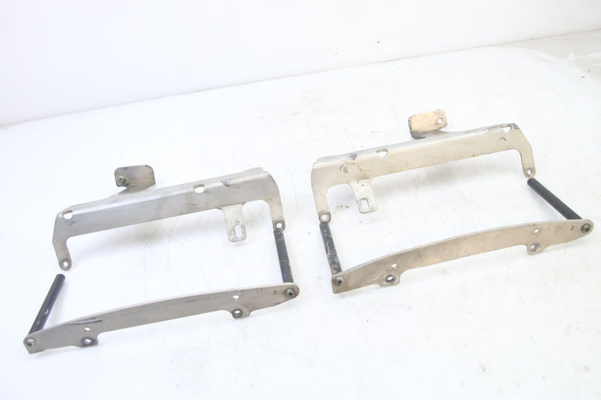photo de CACHE CHASSIS LATERAL YAMAHA YZ-F YZF 250 (2007 - 2013) - Détail de la pièce