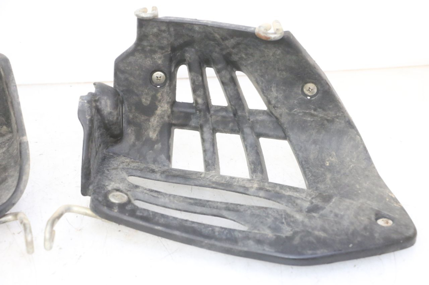 photo de CACHE CHASSIS LATERAL YAMAHA YFM R RAPTOR 250 (2008 - 2014) - Marquages et références