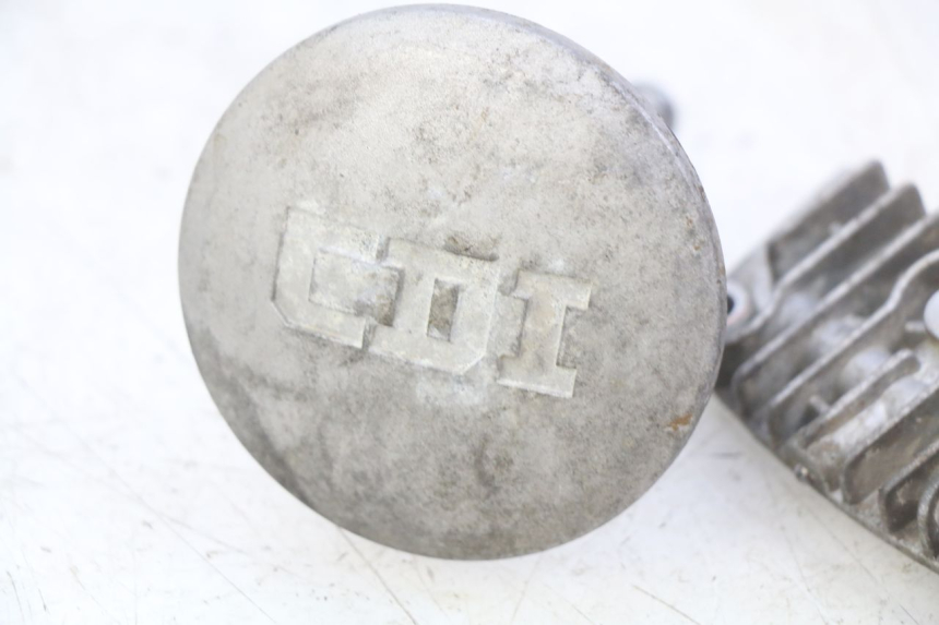 photo de CACHE CULBUTEUR ORION AGB37 CRF1 DIRT BIKE 125 (2013 - 2021) - Autre angle de vue