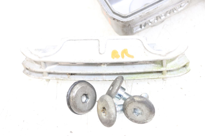 photo de Valve cover HYOSUNG GV AQUILA 125 (2000 - 2009) - Vue d’ensemble