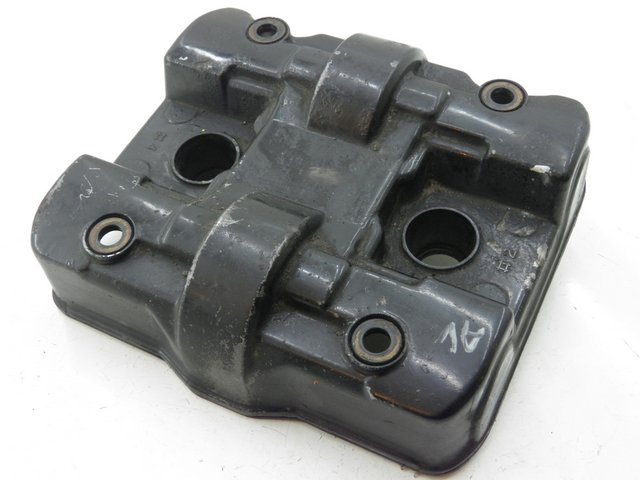 photo de CACHE CULBUTEUR AVANT HONDA VFR 750 (1990 - 1993) - Vue principale